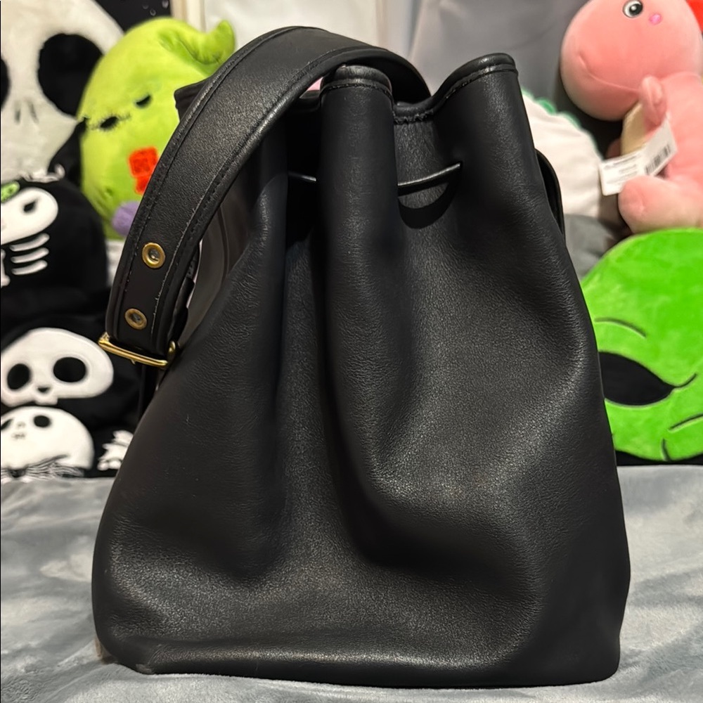 Coach Vintage legacy black leather bucket bag 9165